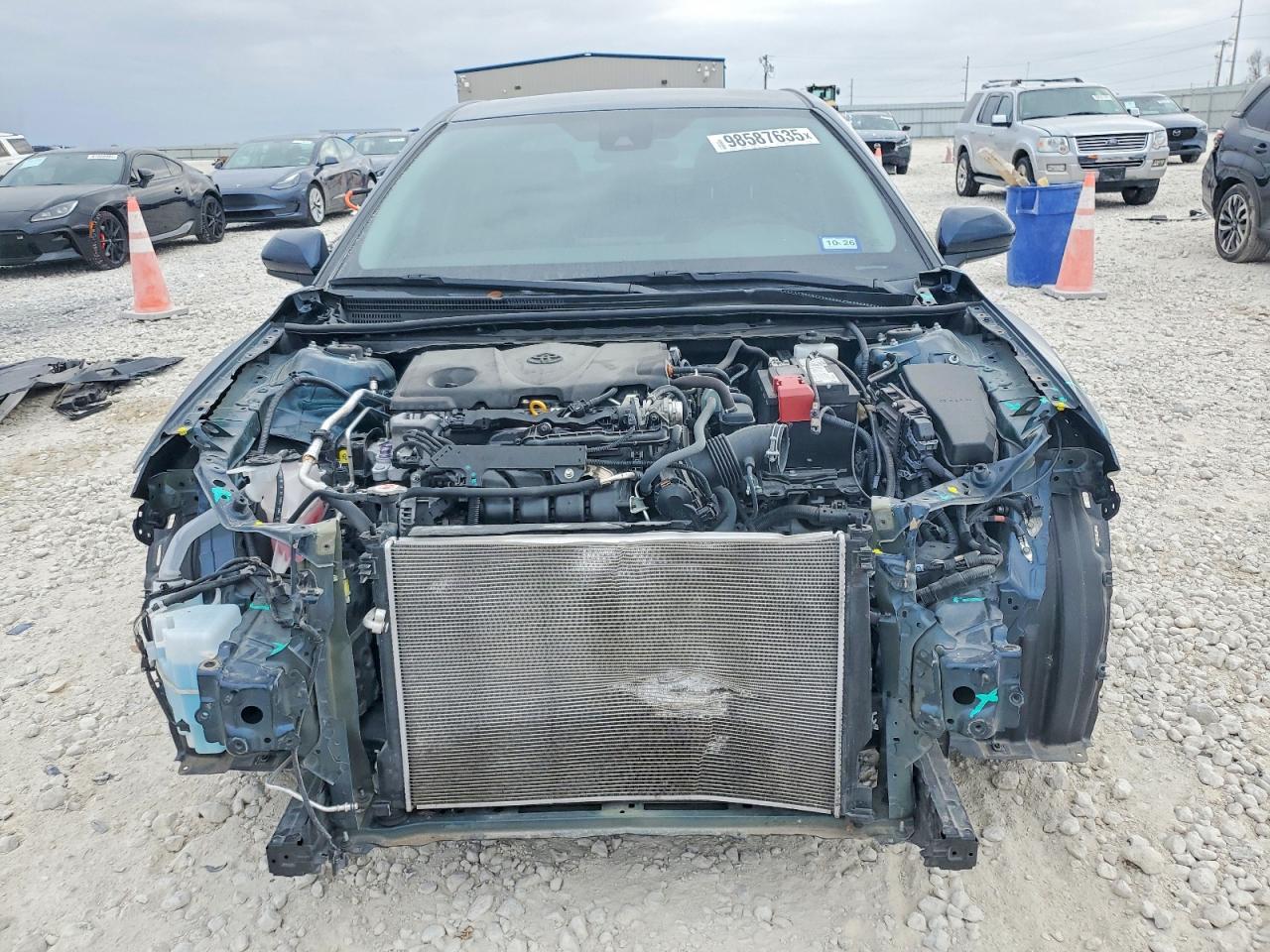 2021 TOYOTA CAMRY SE photo 5