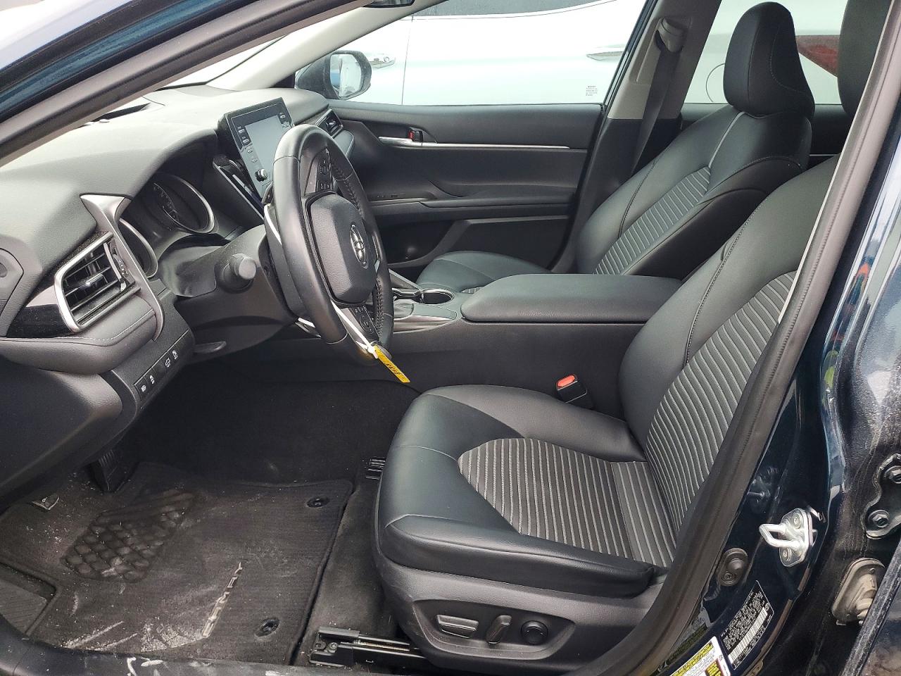 2021 TOYOTA CAMRY SE photo 7