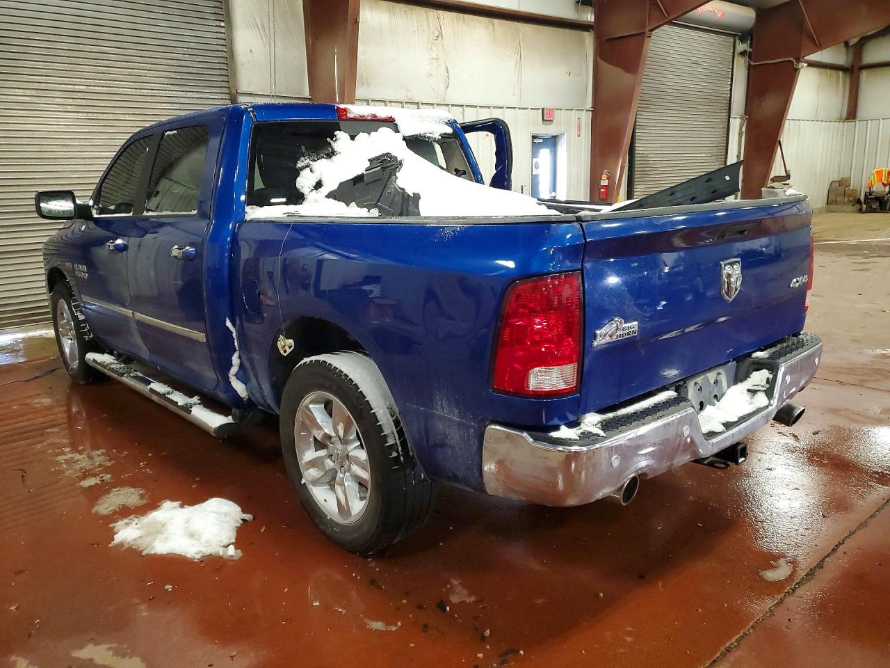 2017 RAM 1500 SLT photo 2