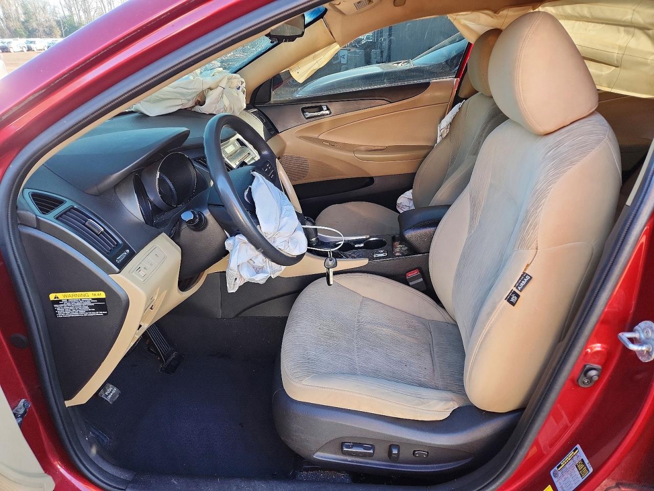 2013 HYUNDAI SONATA GLS photo 7