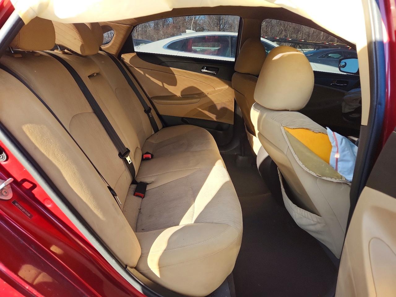 2013 HYUNDAI SONATA GLS photo 10