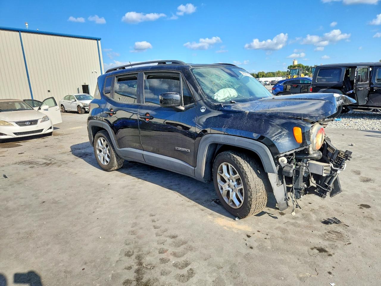 2015 JEEP RENEGADE LATITUDE photo 4