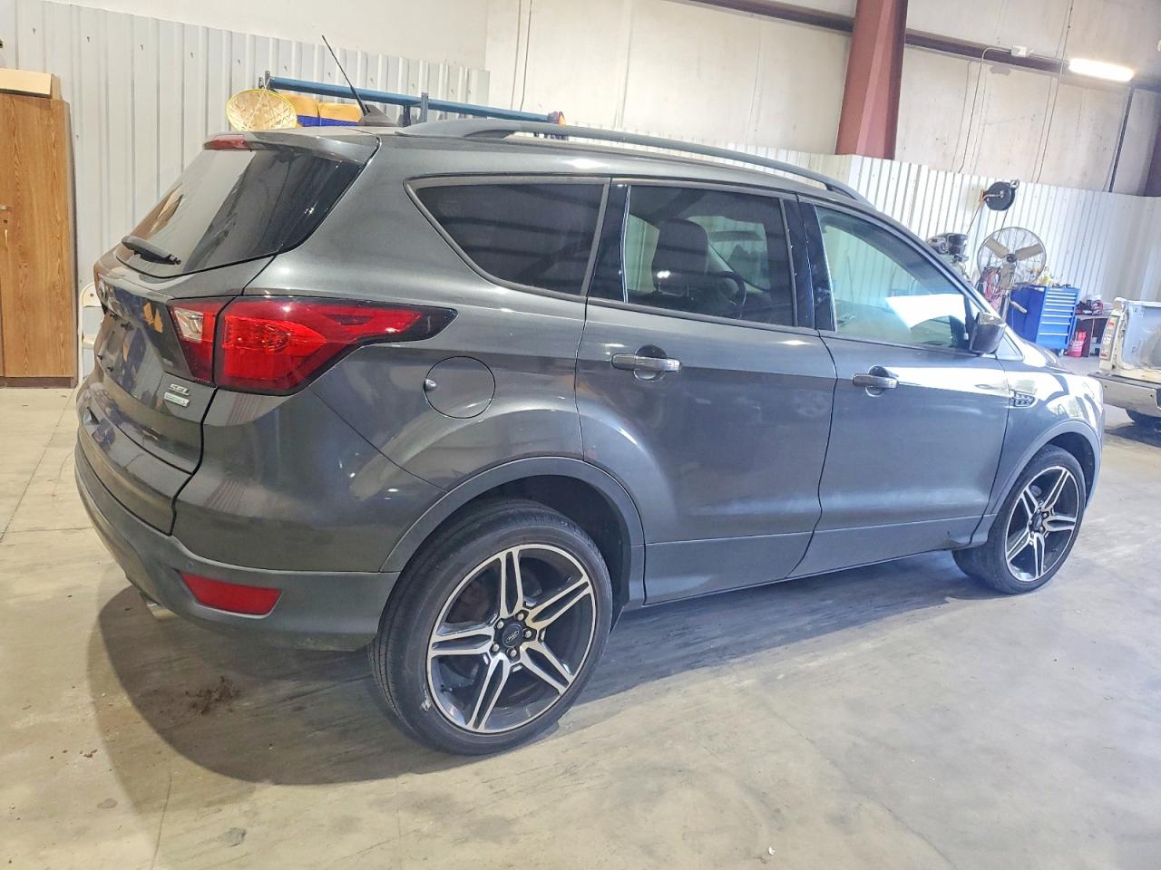2019 FORD ESCAPE SEL photo 3