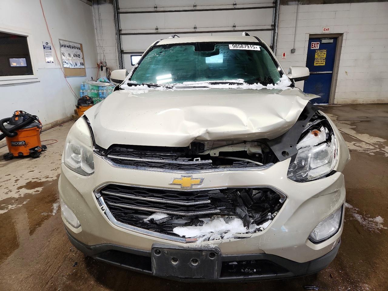 2016 CHEVROLET EQUINOX LT photo 5