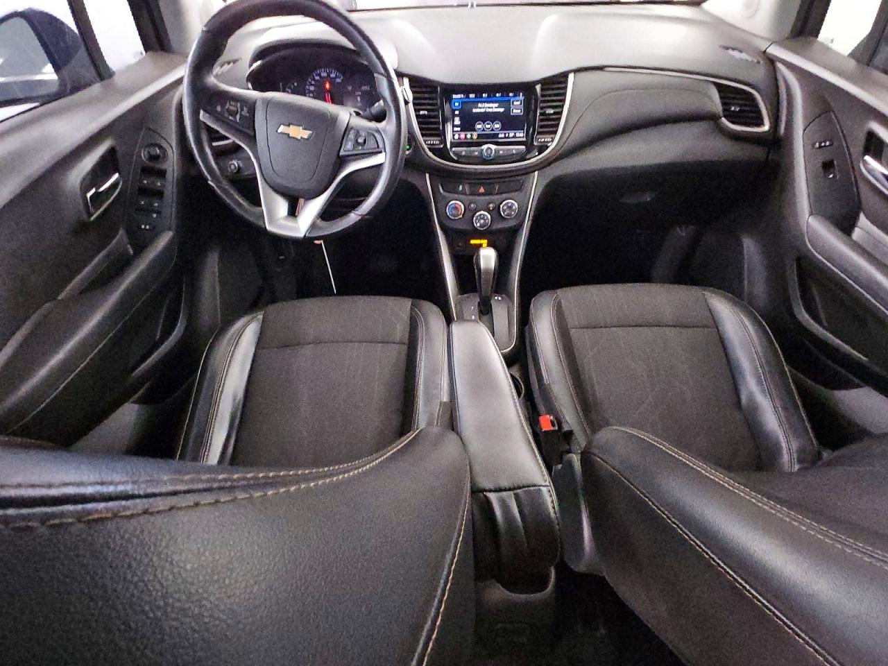 2018 CHEVROLET TRAX 1LT photo 8