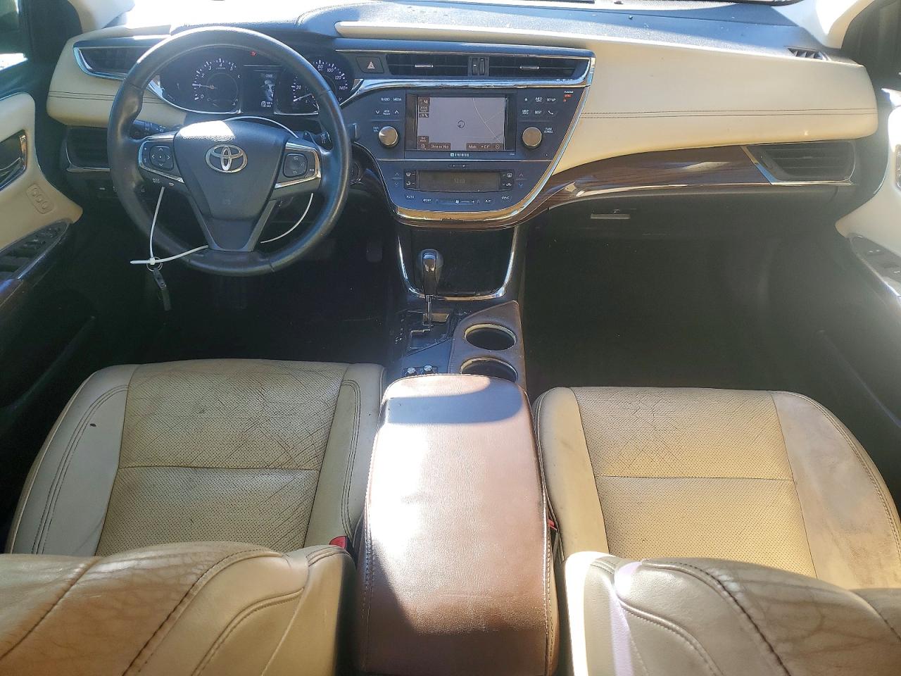 2013 TOYOTA AVALON BASE photo 29
