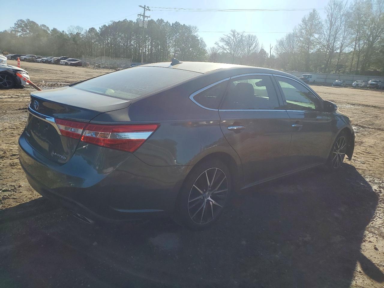 2013 TOYOTA AVALON BASE photo 9