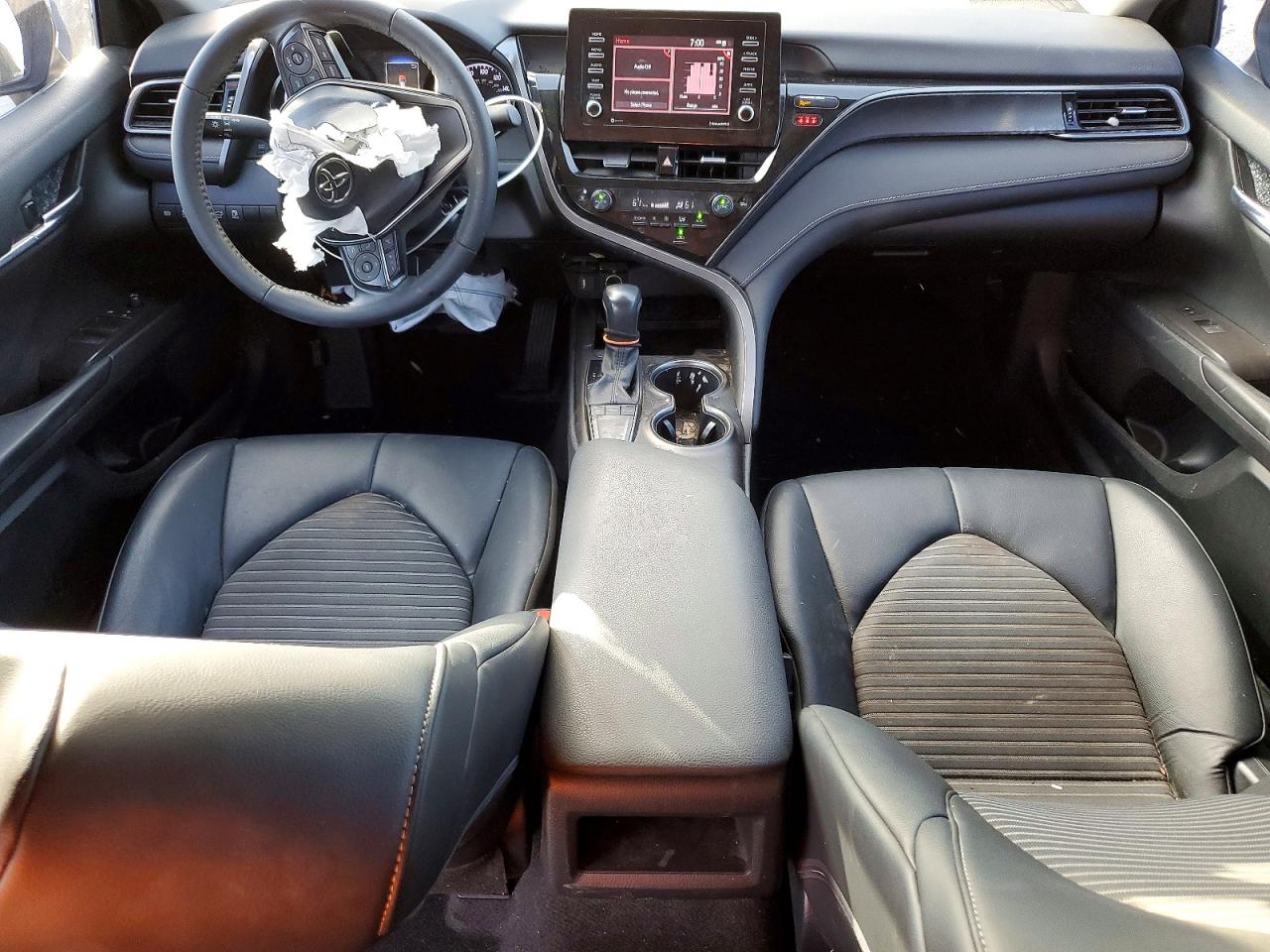 2023 TOYOTA CAMRY SE NIGHT SHADE photo 8