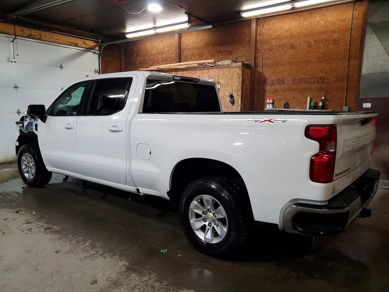 2023 CHEVROLET SILVERADO K1500 LT photo 2