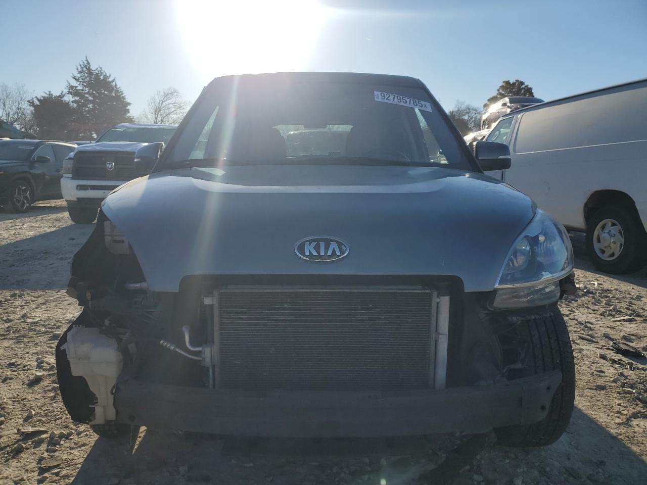 2013 KIA SOUL + photo 13