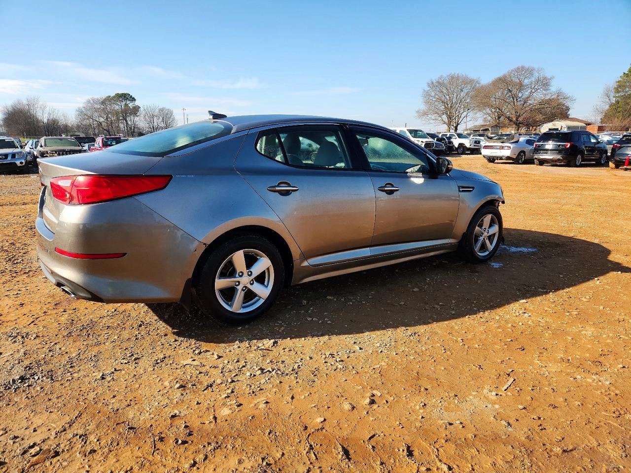 2015 KIA OPTIMA LX photo 3