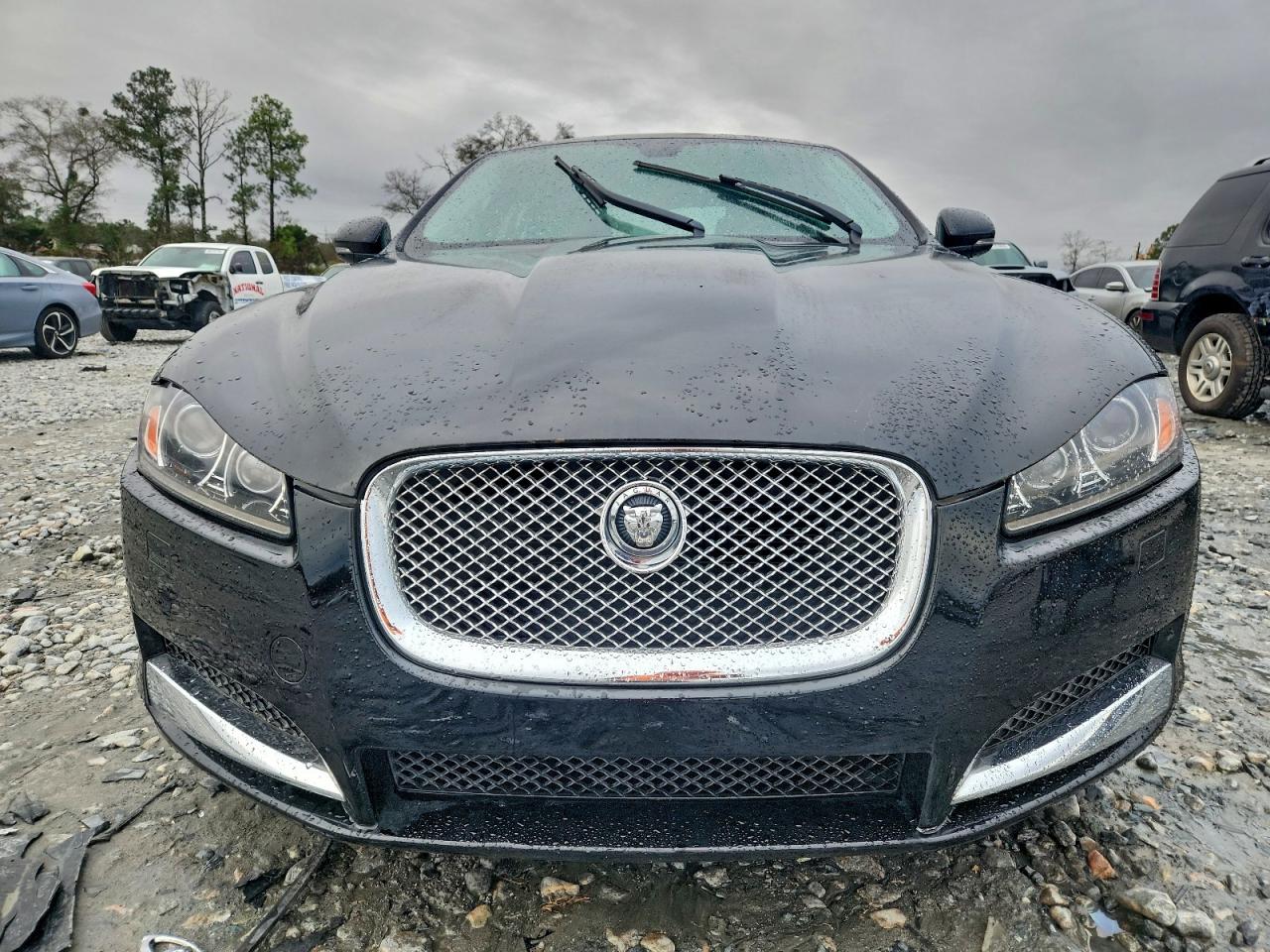 2012 JAGUAR XF photo 5