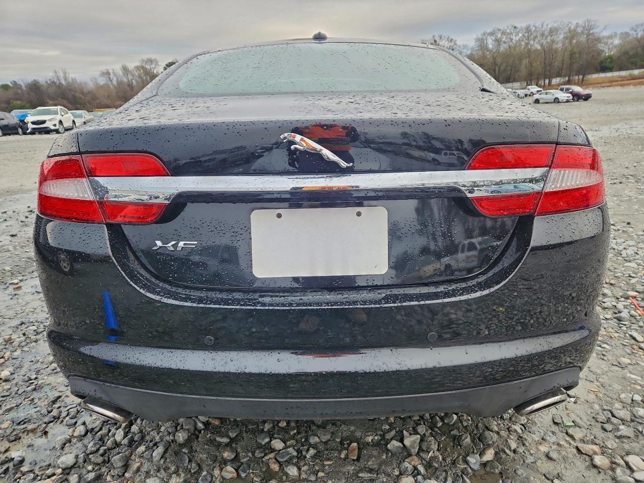 2012 JAGUAR XF photo 6