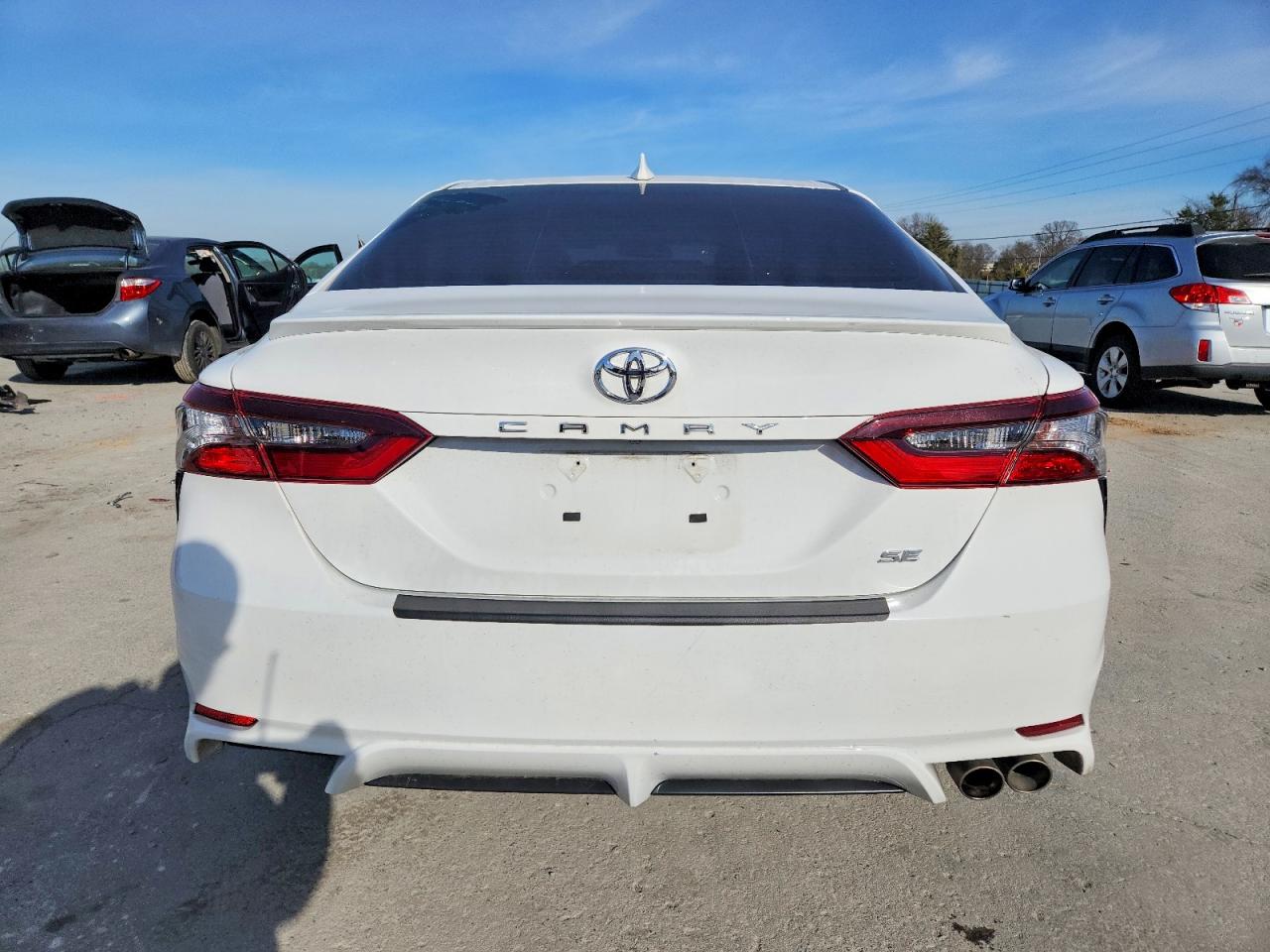 2024 TOYOTA CAMRY SE NIGHT SHADE photo 11