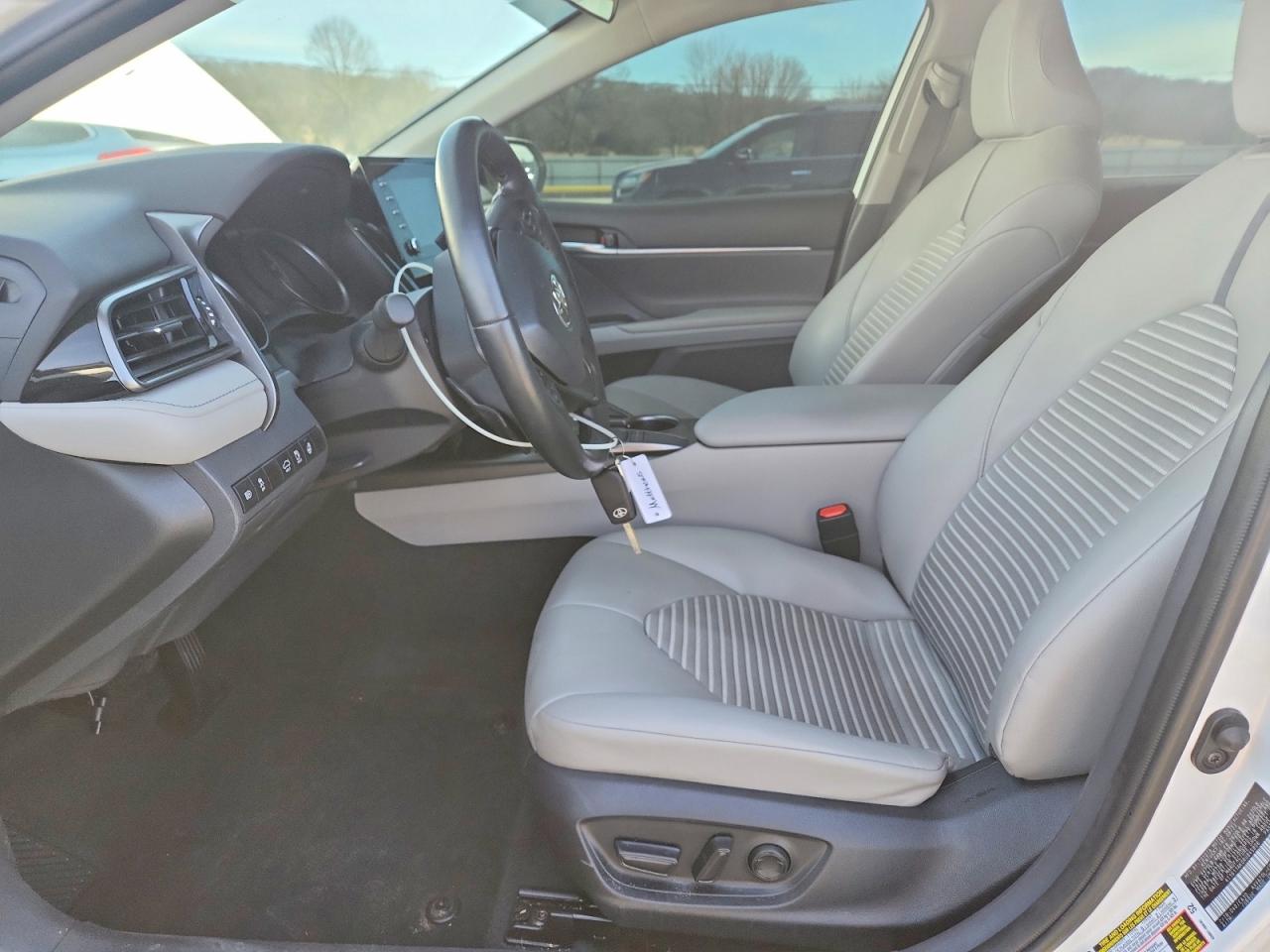 2024 TOYOTA CAMRY SE NIGHT SHADE photo 13