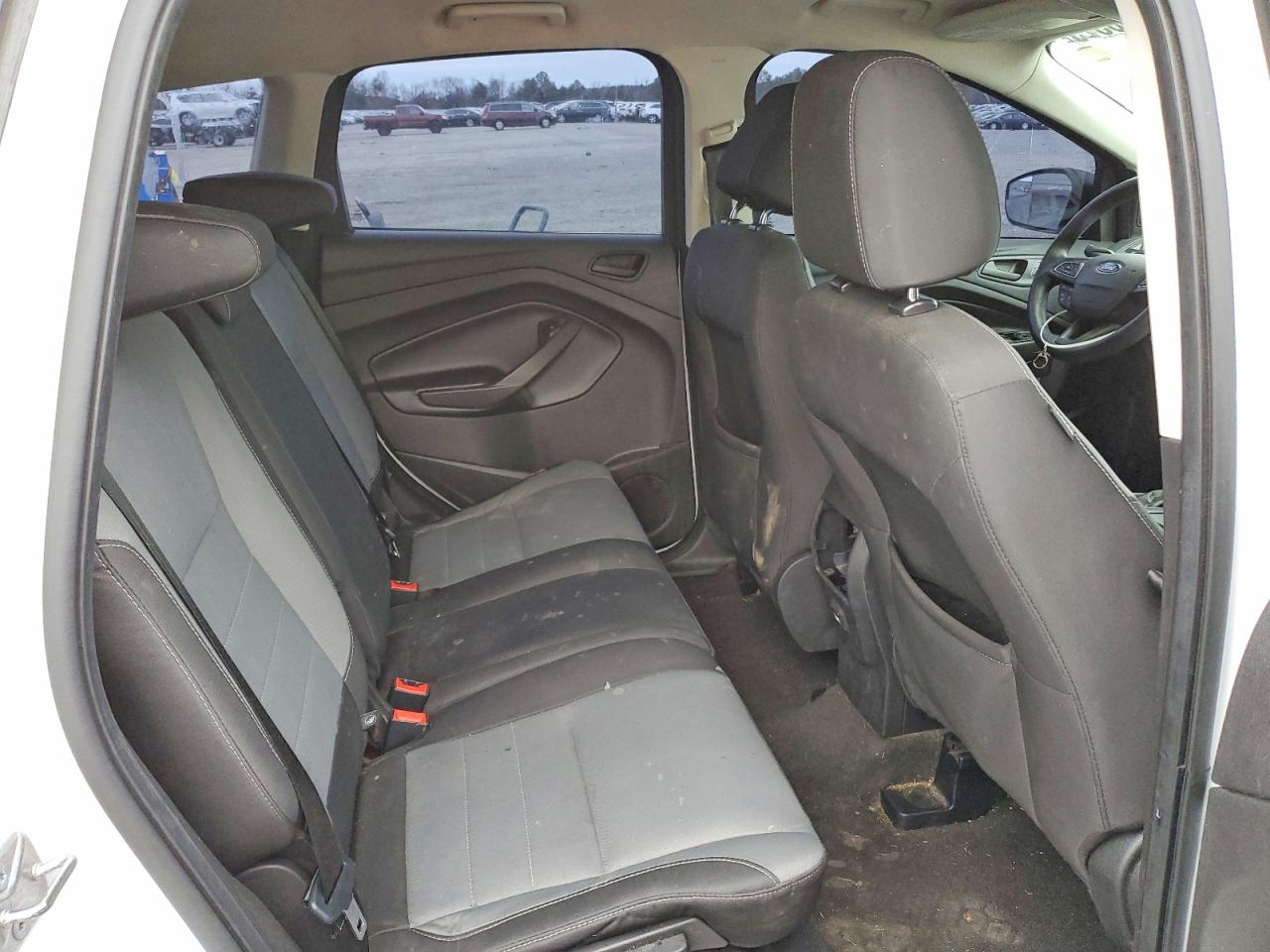 2017 FORD ESCAPE S photo 21