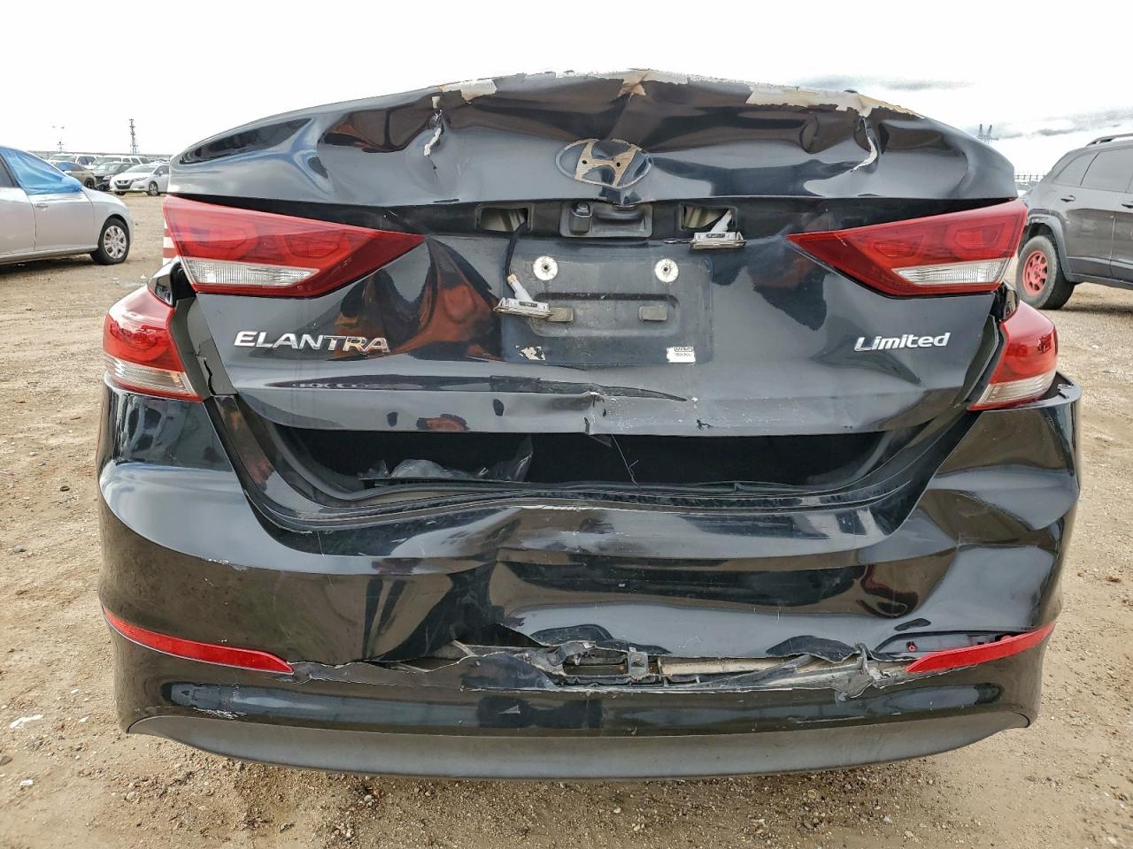 2018 HYUNDAI ELANTRA SEL photo 6
