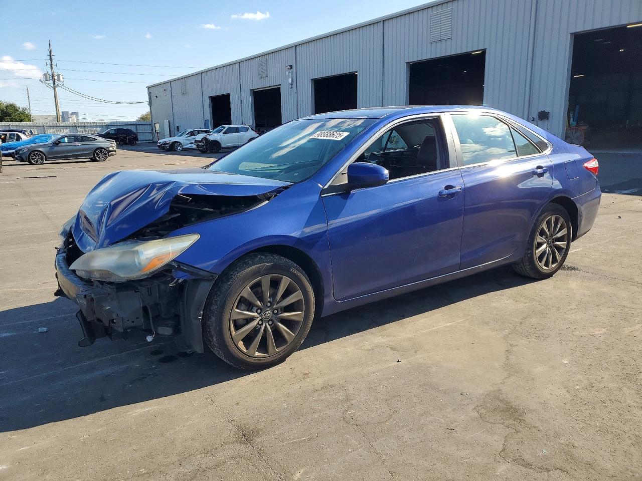 2015 TOYOTA CAMRY