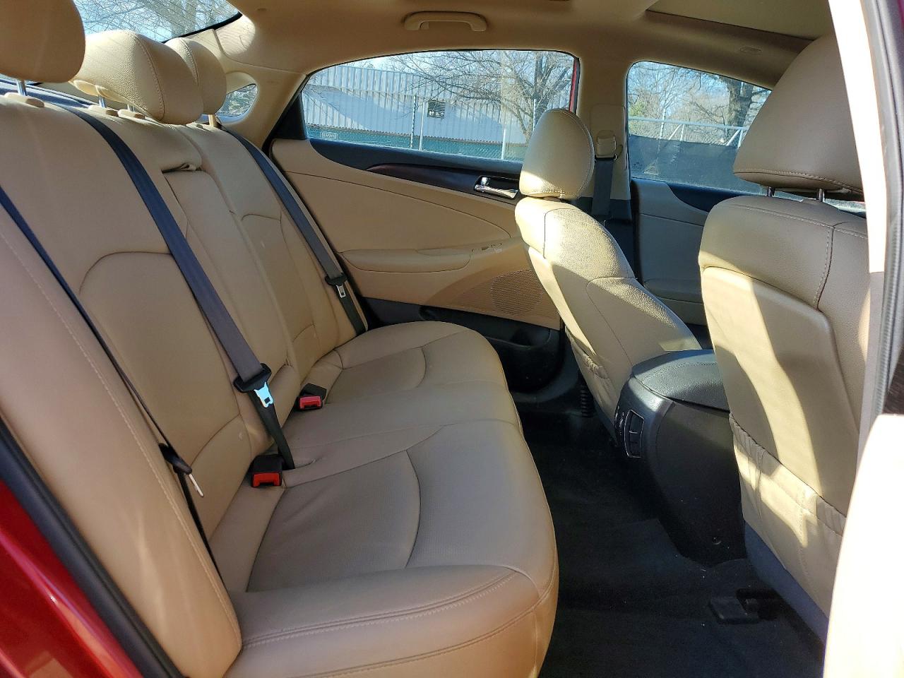 2013 HYUNDAI SONATA SE photo 10