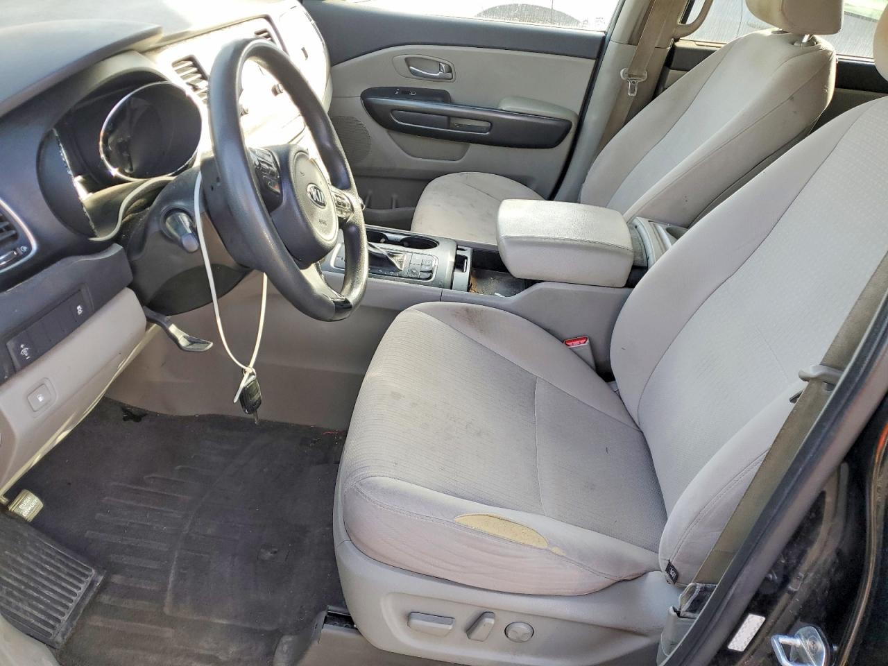2016 KIA SEDONA LX photo 7