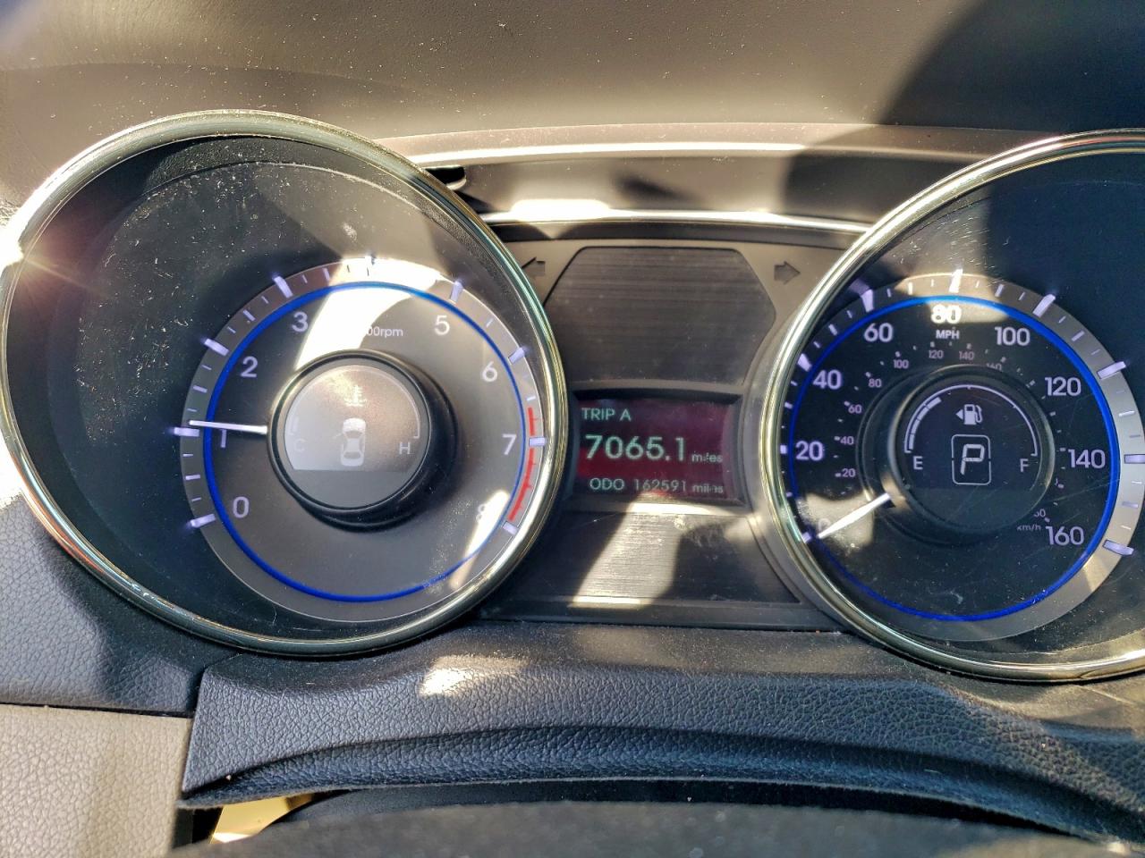 2012 HYUNDAI SONATA GLS photo 9