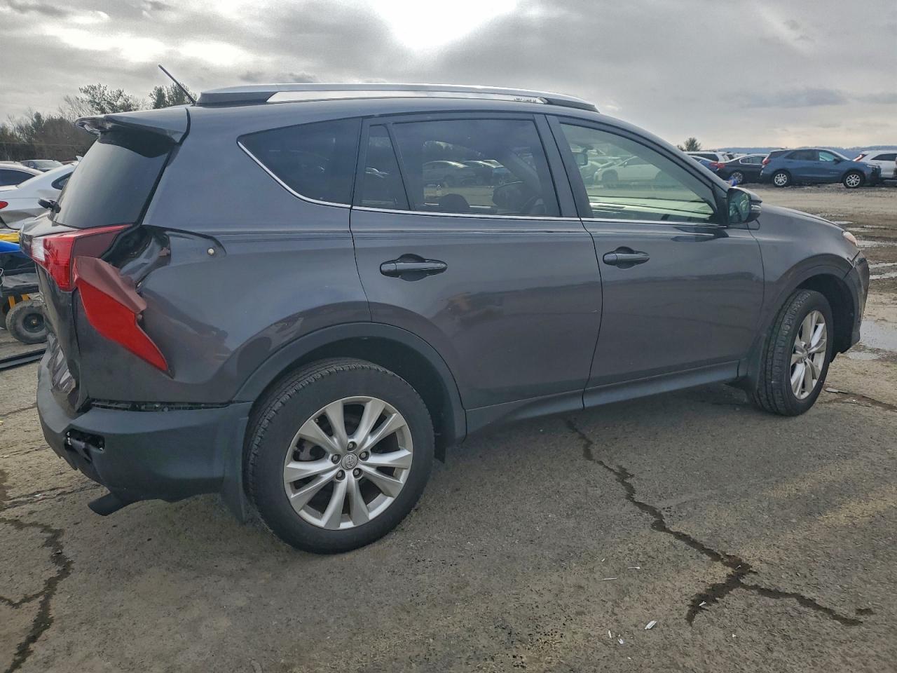 2015 TOYOTA RAV4 LIMITED photo 3