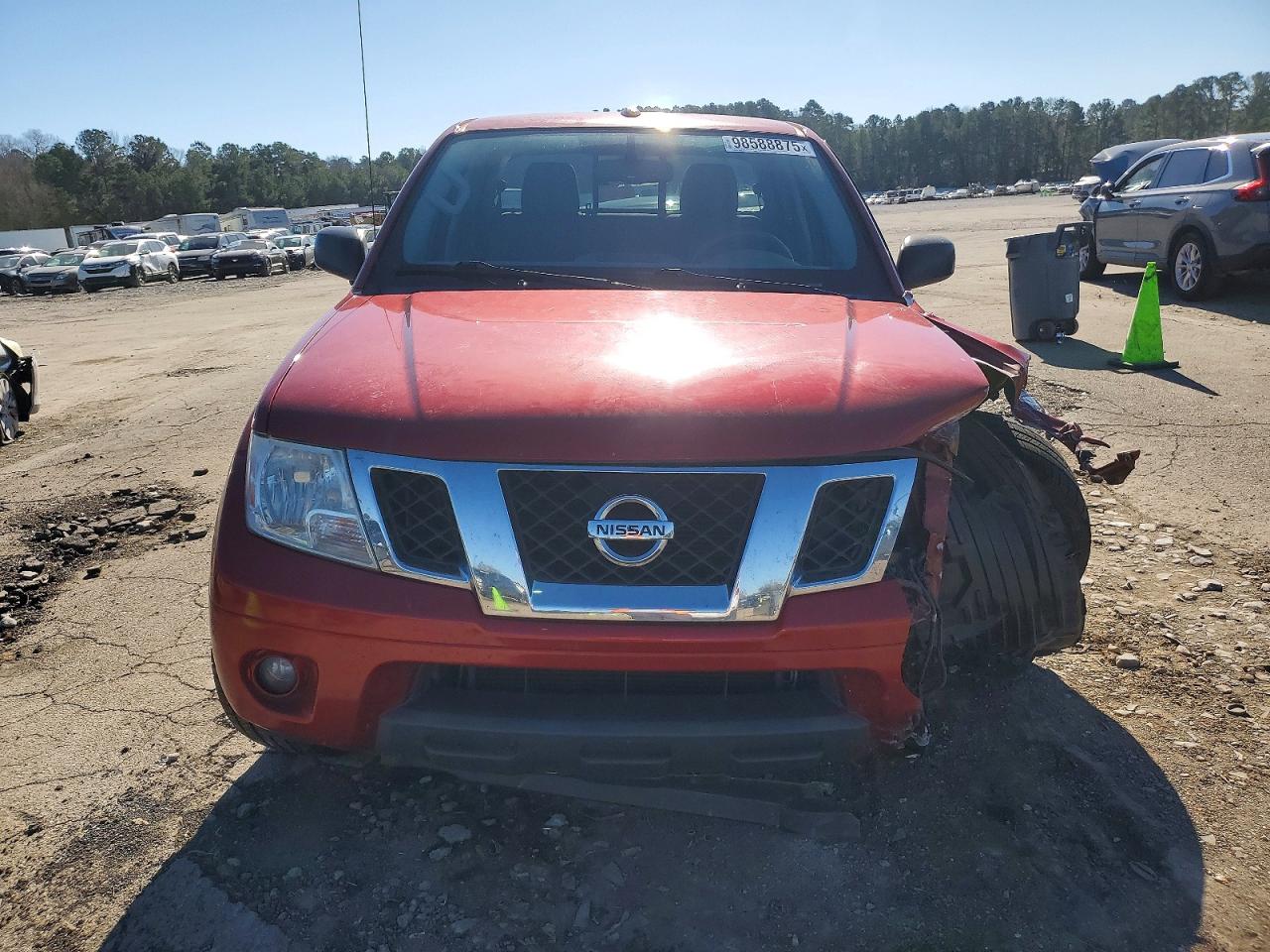 2017 NISSAN FRONTIER S photo 5