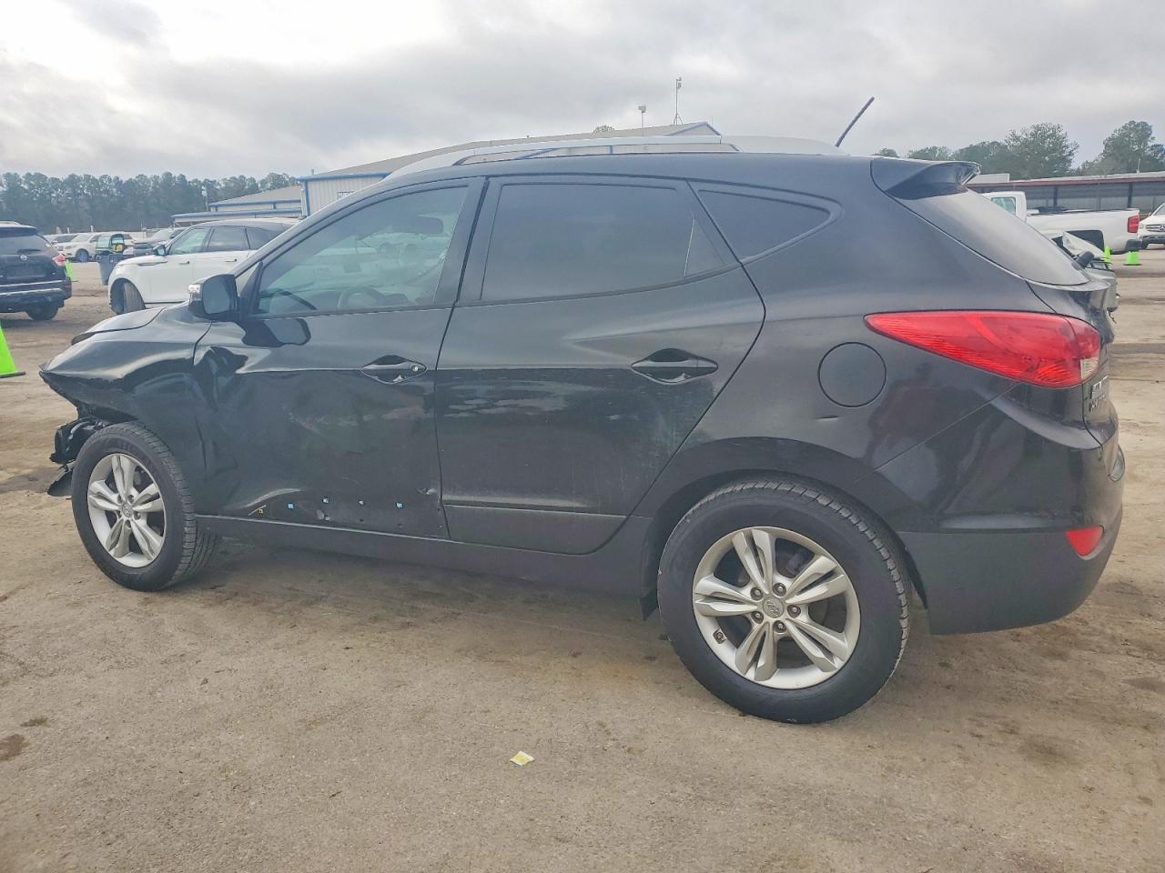 2013 HYUNDAI TUCSON GLS photo 2