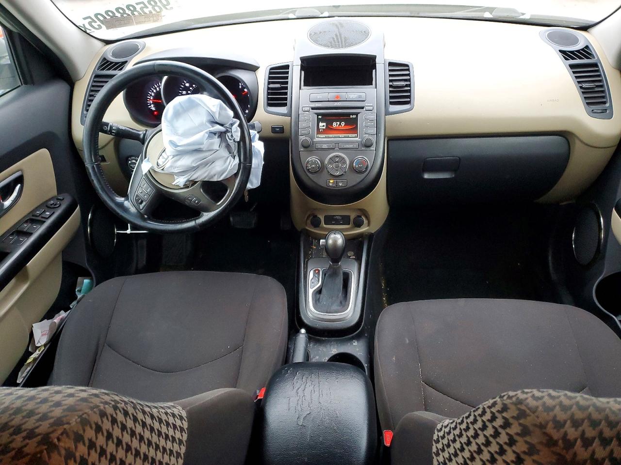 2013 KIA SOUL + photo 15