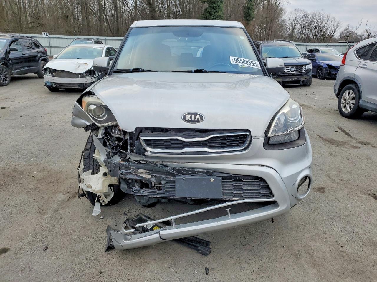 2013 KIA SOUL + photo 9