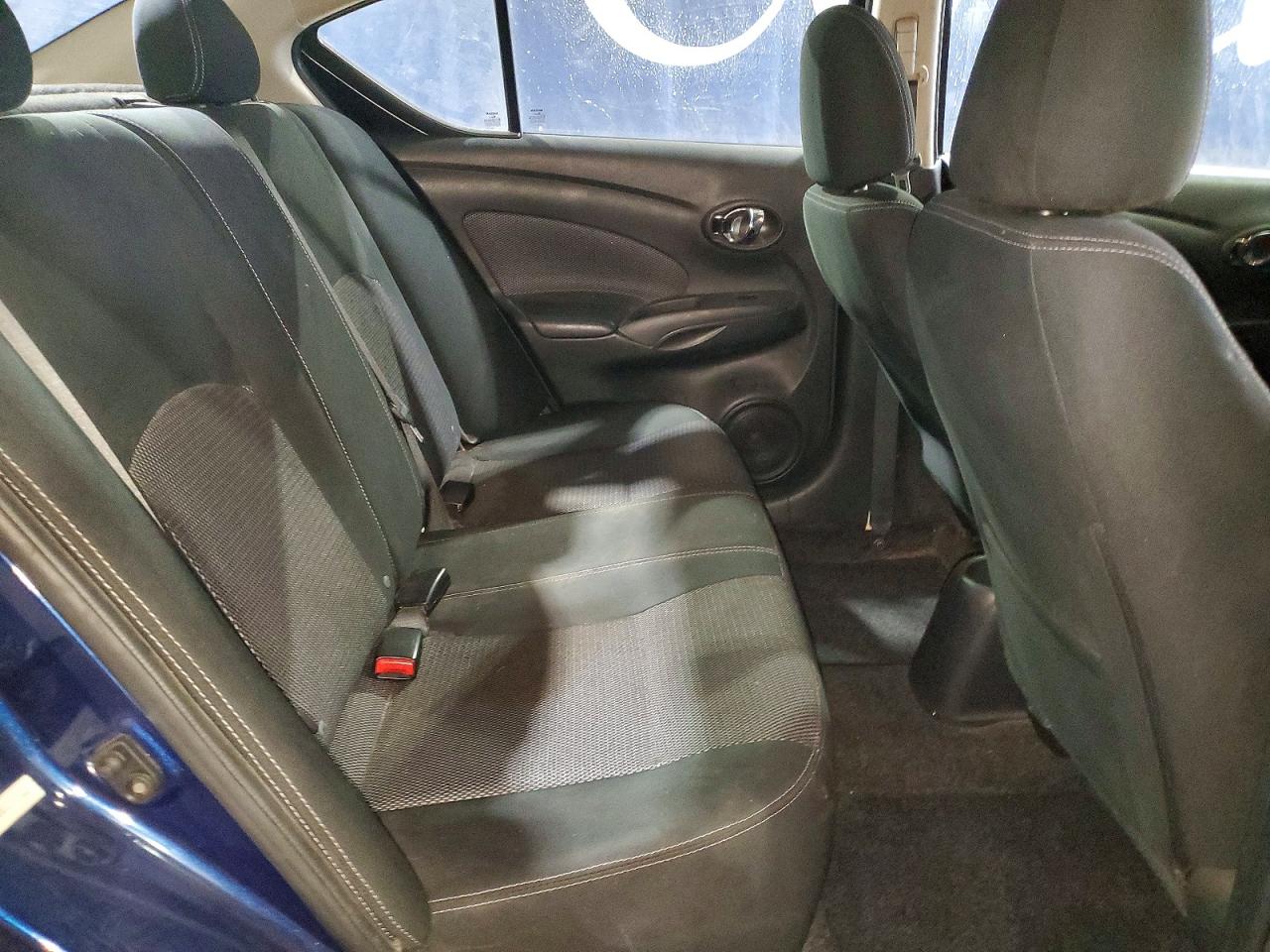 2019 NISSAN VERSA S photo 28
