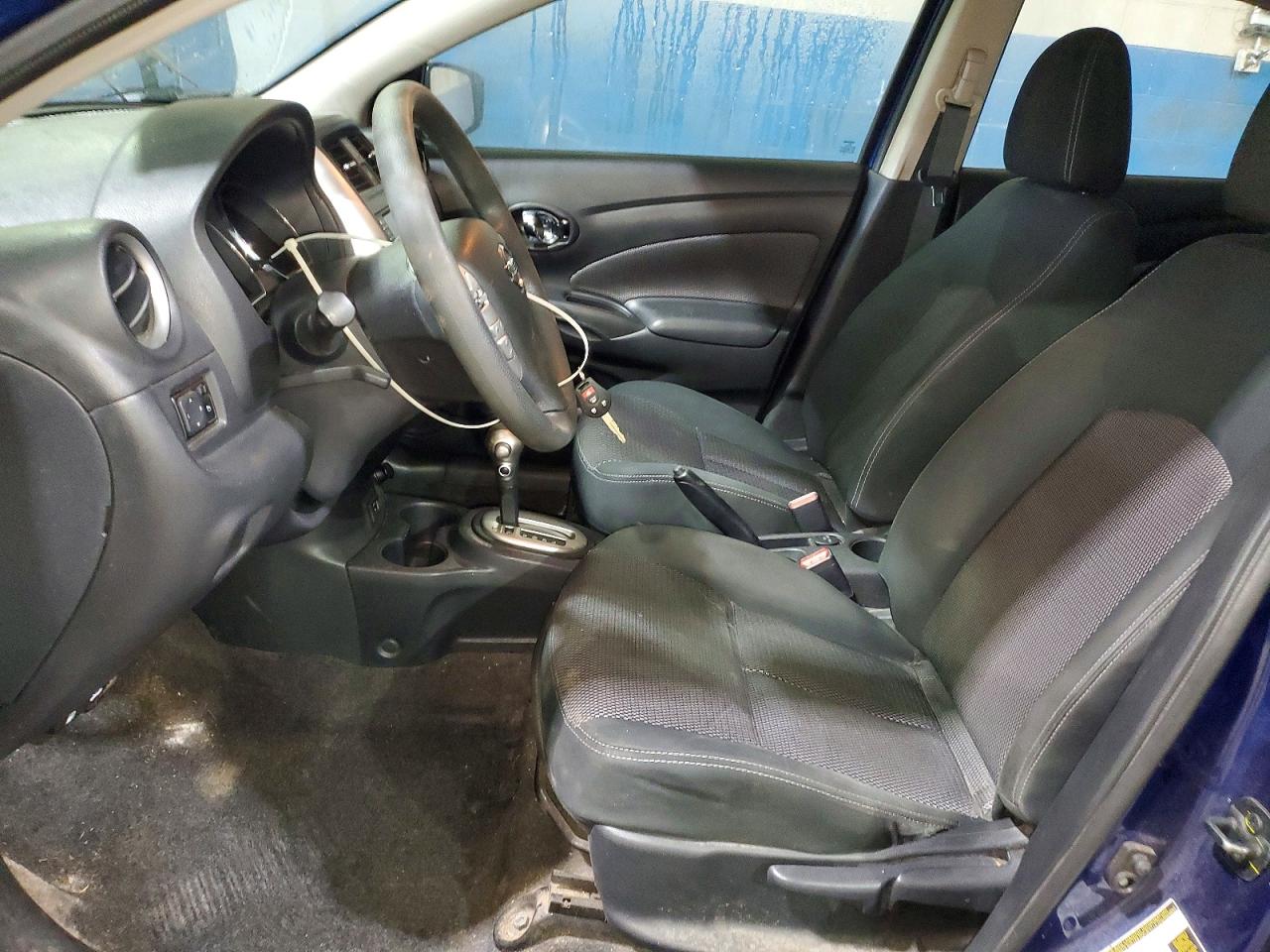 2019 NISSAN VERSA S photo 19
