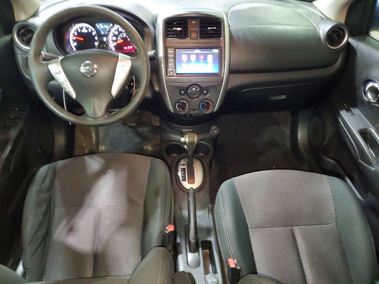 2019 NISSAN VERSA S photo 22
