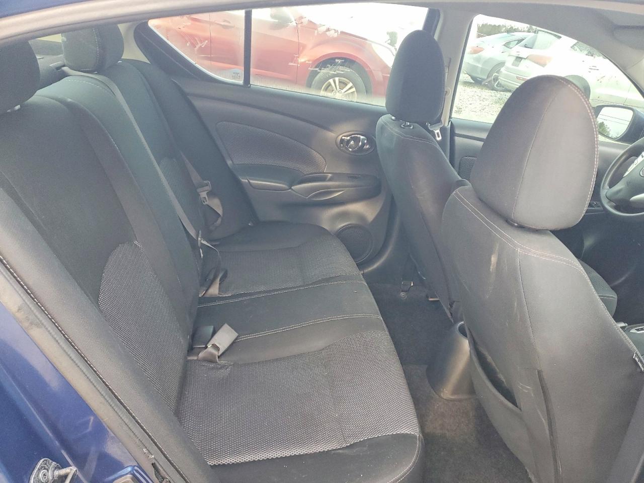 2019 NISSAN VERSA S photo 28