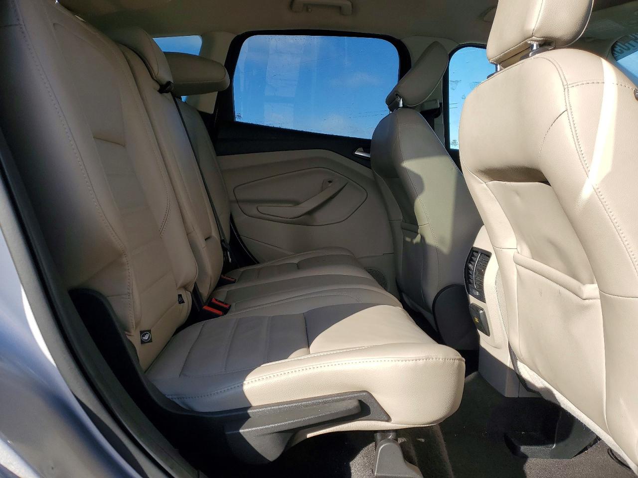 2019 FORD ESCAPE TITANIUM photo 11