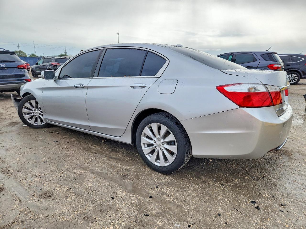 2015 HONDA ACCORD EXL photo 2