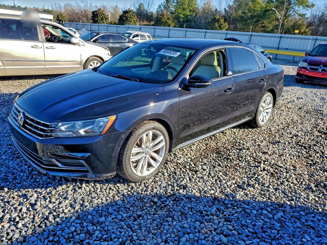 2019 VOLKSWAGEN PASSAT