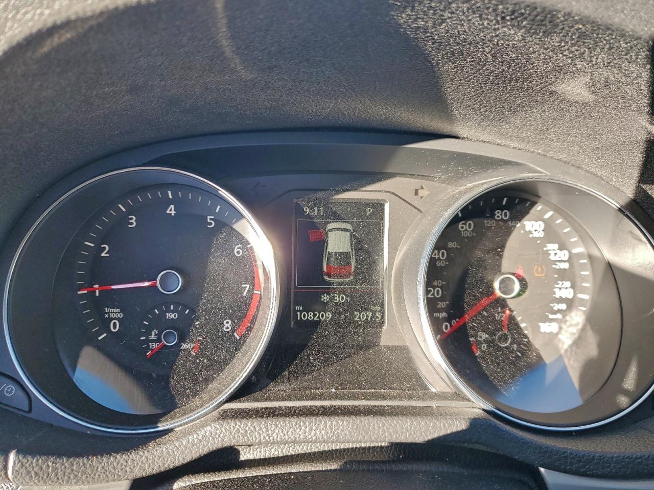 2019 VOLKSWAGEN PASSAT WOLFSBURG photo 9