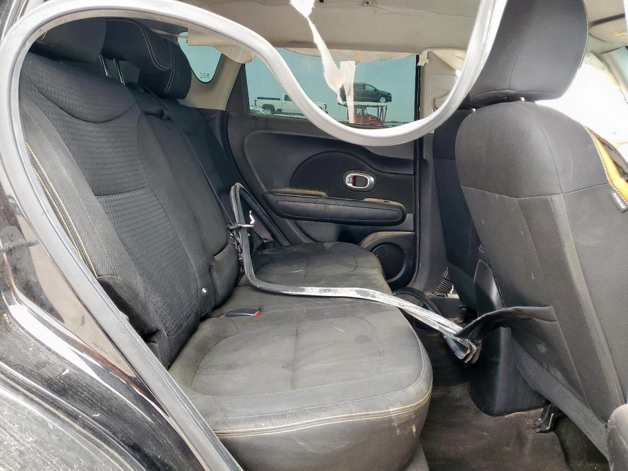 2014 KIA SOUL + photo 19