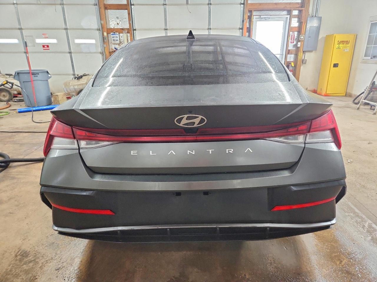 2024 HYUNDAI ELANTRA SEL photo 6