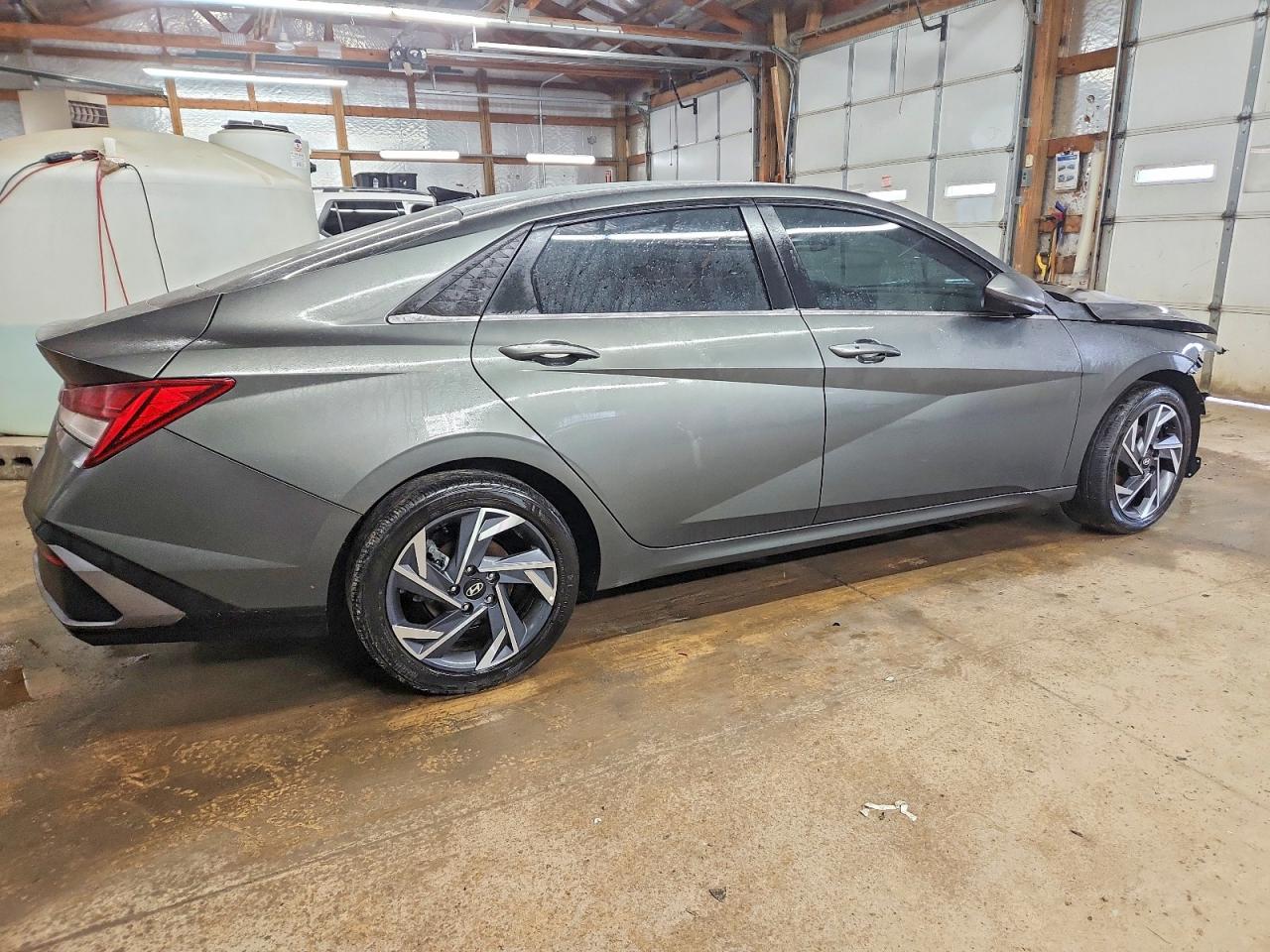 2024 HYUNDAI ELANTRA SEL photo 3