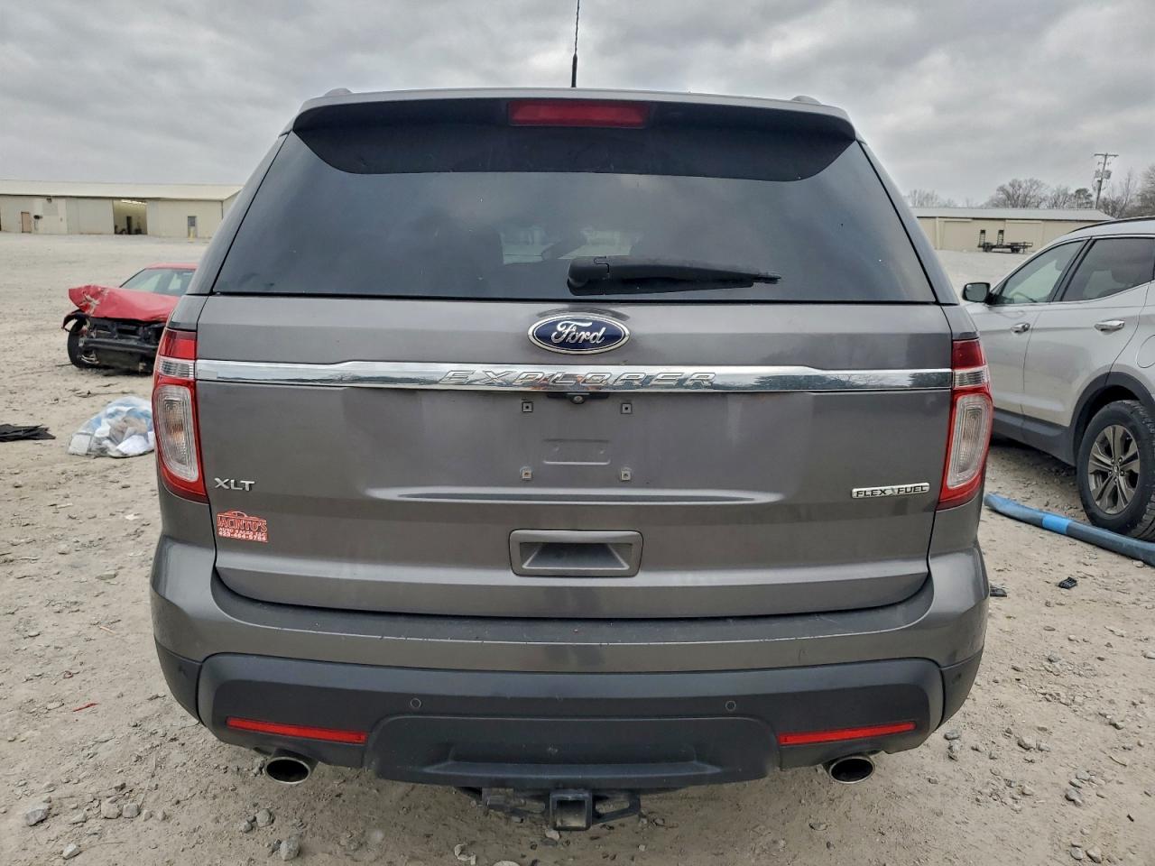 2014 FORD EXPLORER XLT photo 6