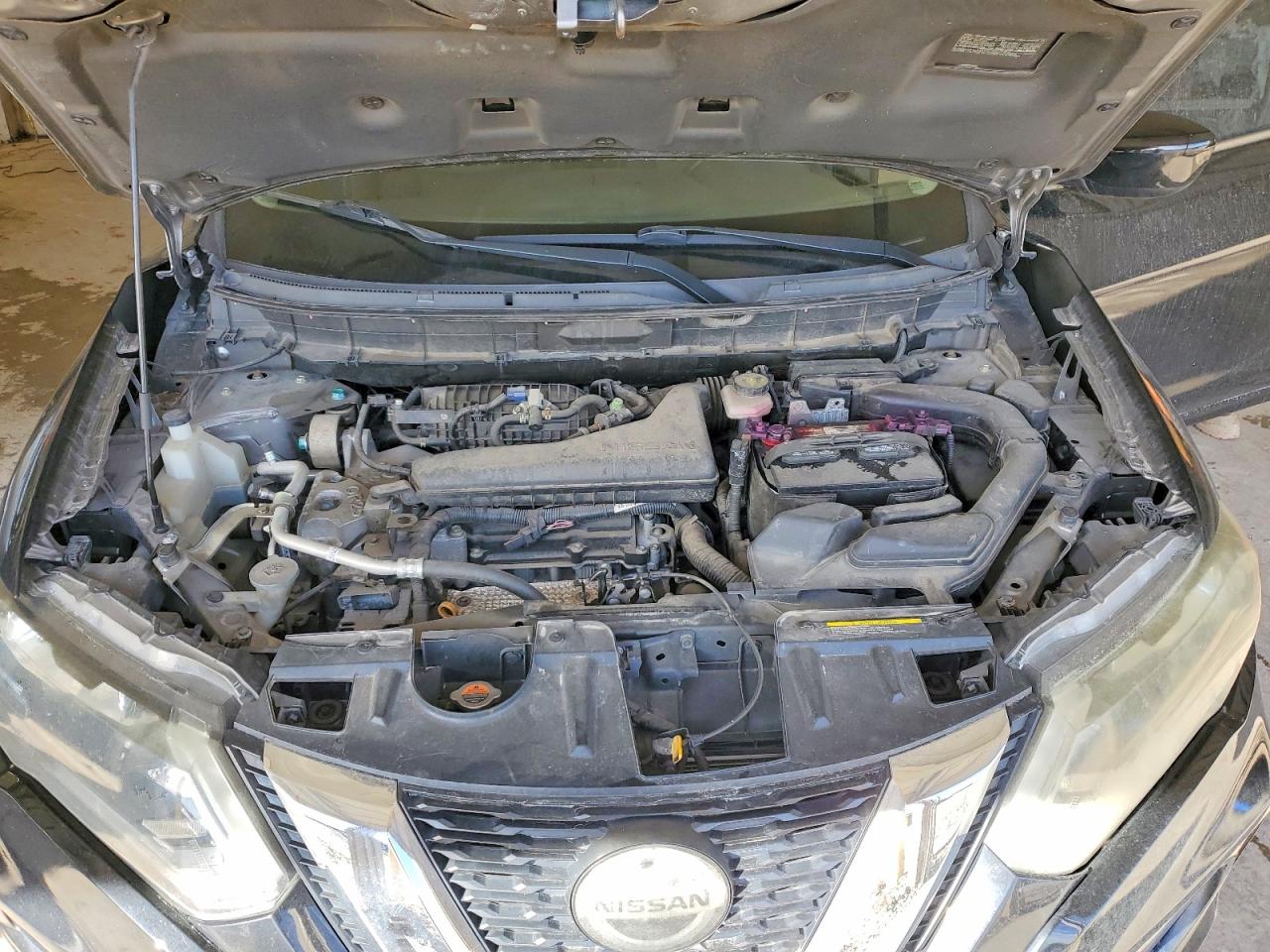 2018 NISSAN ROGUE S photo 12