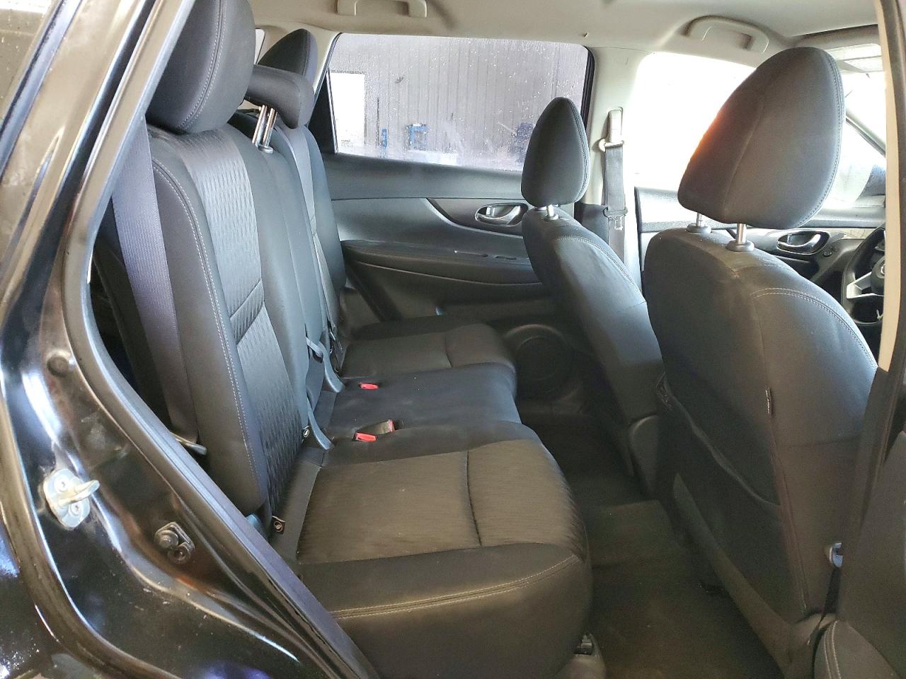 2018 NISSAN ROGUE S photo 11