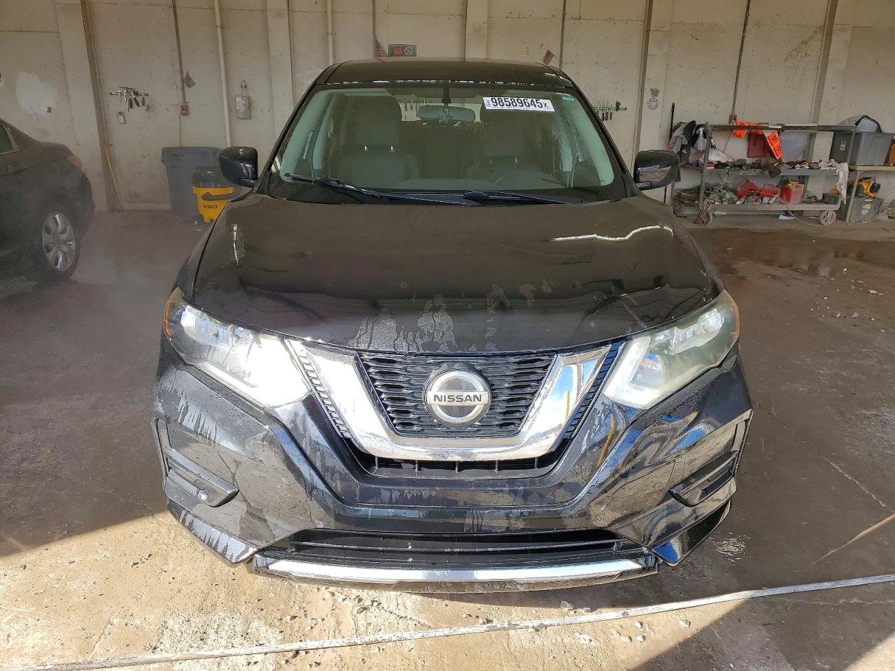 2018 NISSAN ROGUE S photo 5