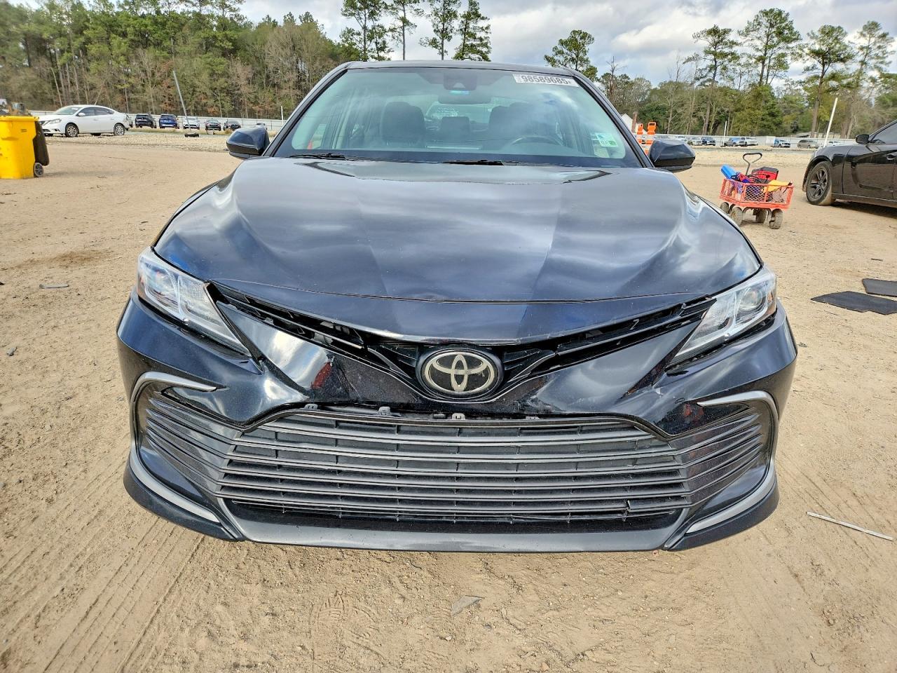 2023 TOYOTA CAMRY LE photo 13