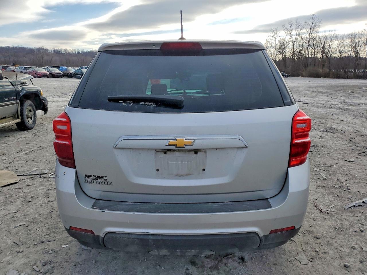 2017 CHEVROLET EQUINOX LS photo 11