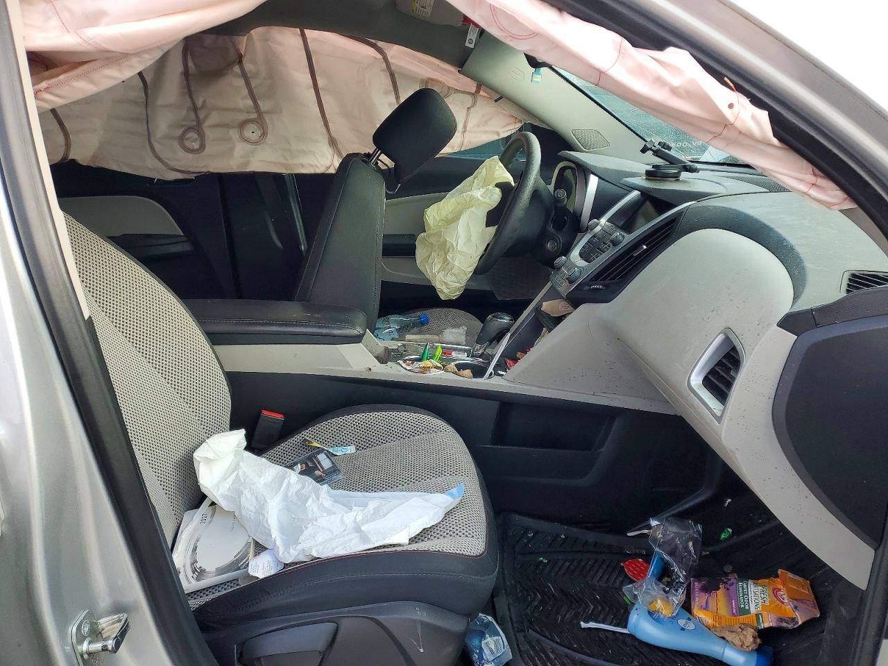 2017 CHEVROLET EQUINOX LS photo 13
