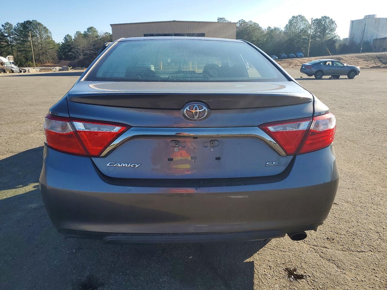 2016 TOYOTA CAMRY LE photo 6