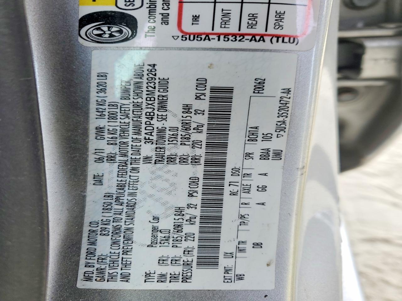 2011 FORD FIESTA SE photo 12